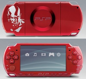 Quelle: Gatsu http://gatsu.webnode.com/news/psp-slim-lite-god-of-war-edition/
